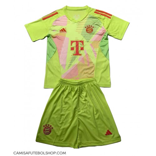 Camisa de time de futebol Bayern Munich Goleiro Replicas 1º Equipamento Infantil 2024-25 Manga Curta (+ Calças curtas)